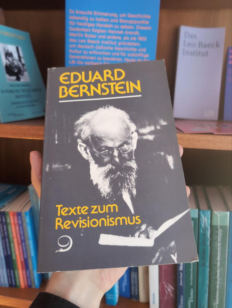 Eduard Bernstein, Texts on Revisionism © Lutz Vössing/Hennwack